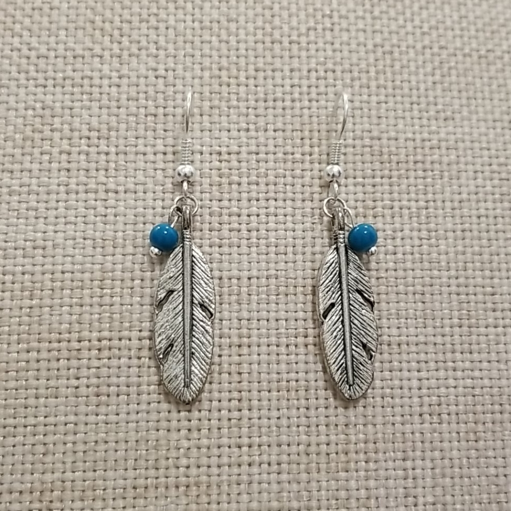 Claire Redfield earrings